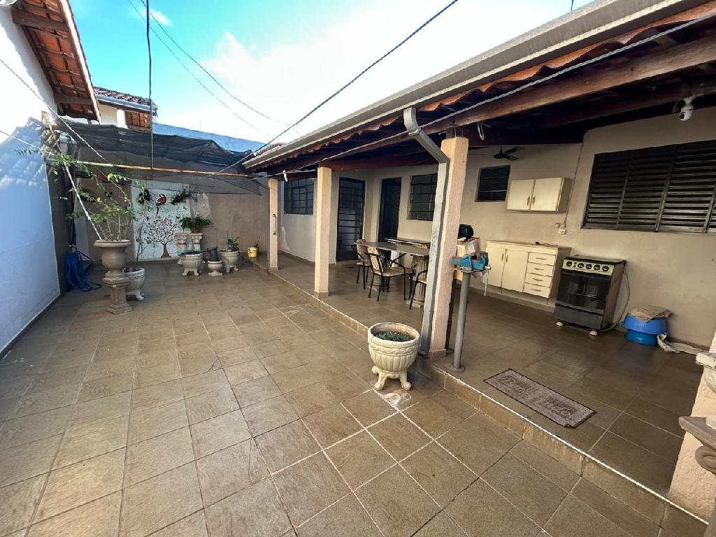 Casa 3700