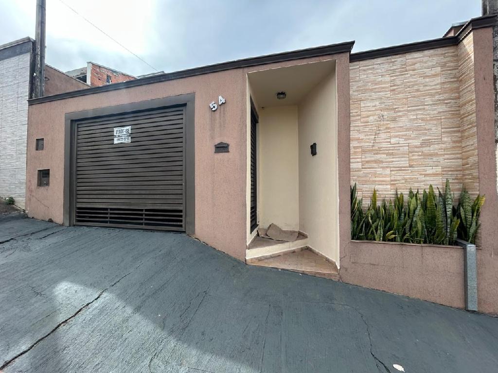 Casa 3748