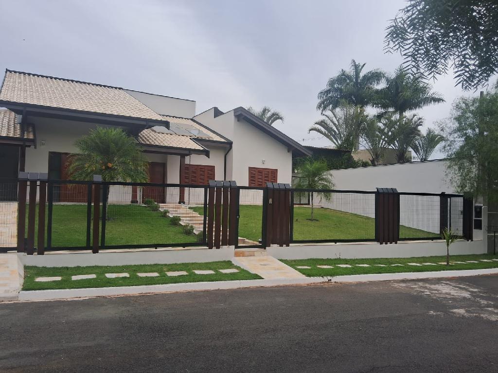Casa 3749